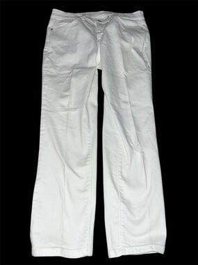 NWOT Studio by Denim & Co. White Distressed Straight Leg Jeans - Size 10